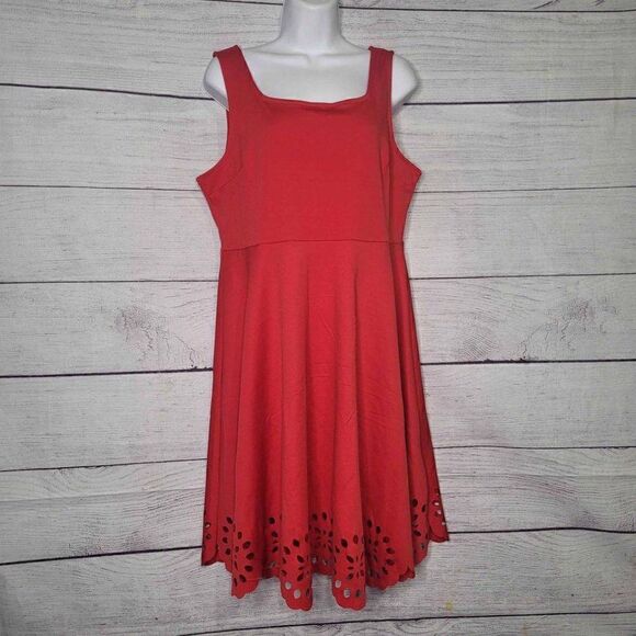 no brand Dresses & Skirts - Women's Sleeveless Eyelet Dress Medium